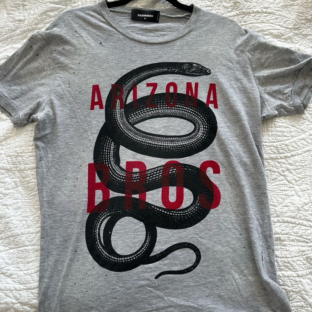 Dsquared2 t-shirt. Size XL